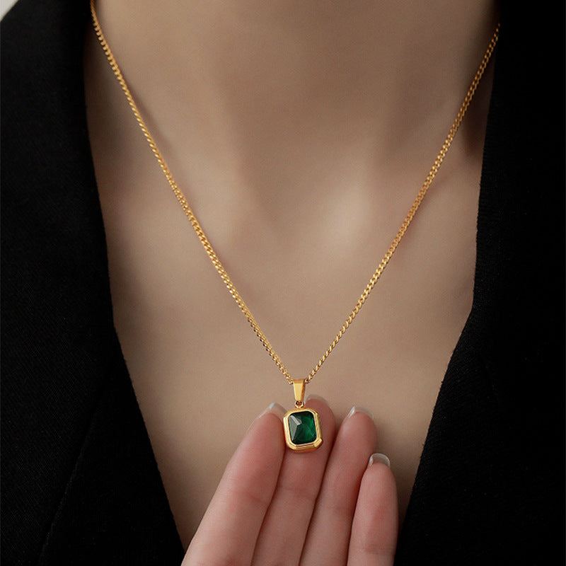 Emerald Green Pendant Necklace