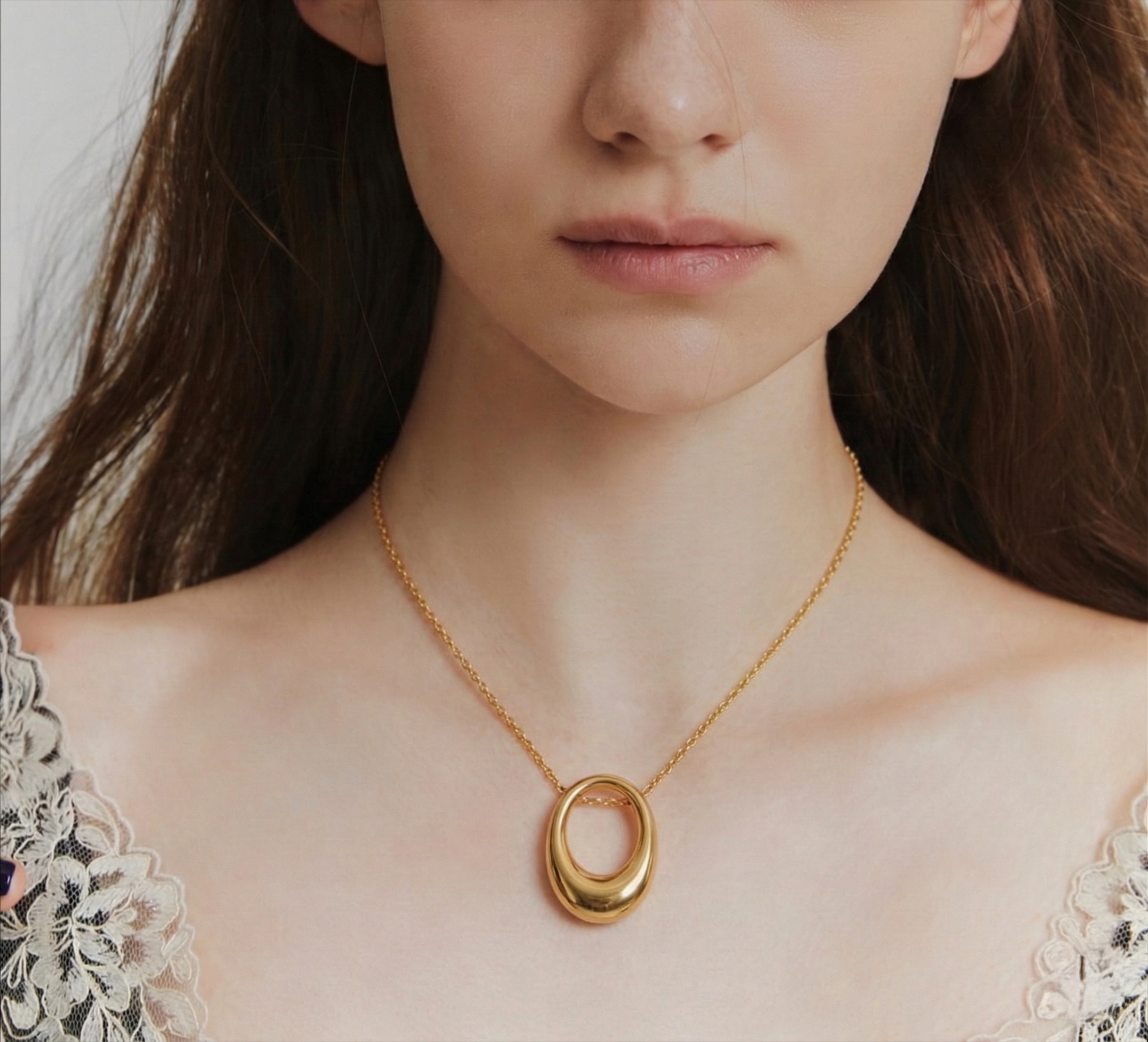 Bold Oval Gold Pendant Necklace