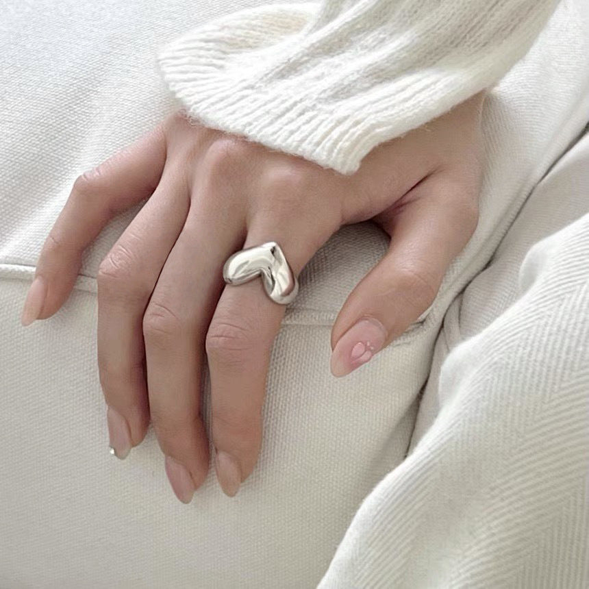 Fluid Heart Ring