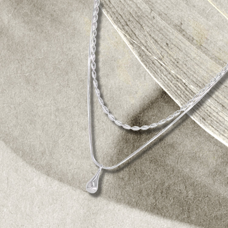 Minimal Teardrop Layered Necklace