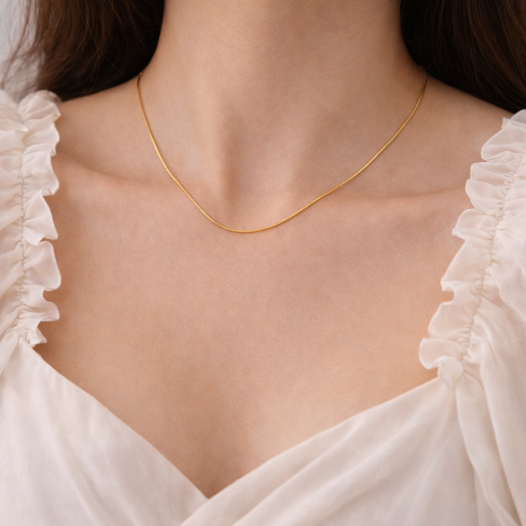 Sleek Accent Chain Necklace