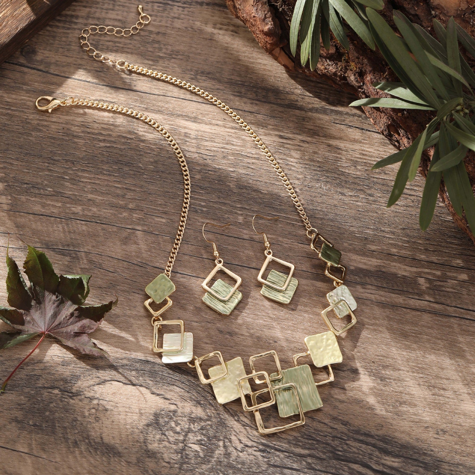 Olive Mosaic Square Set