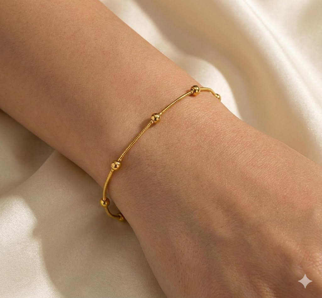 Dot Whisper Bracelet