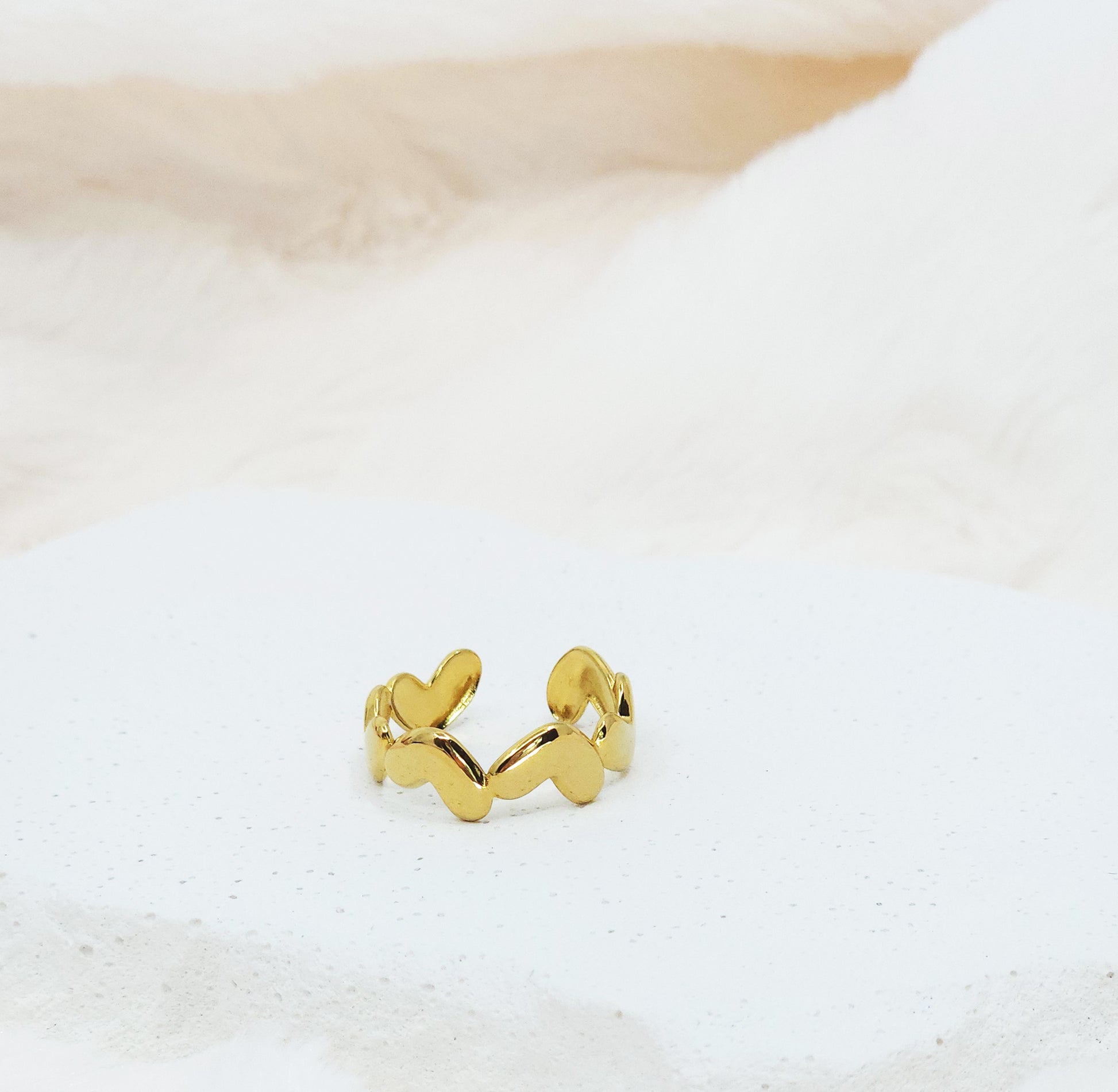 Linked Heart Band Ring