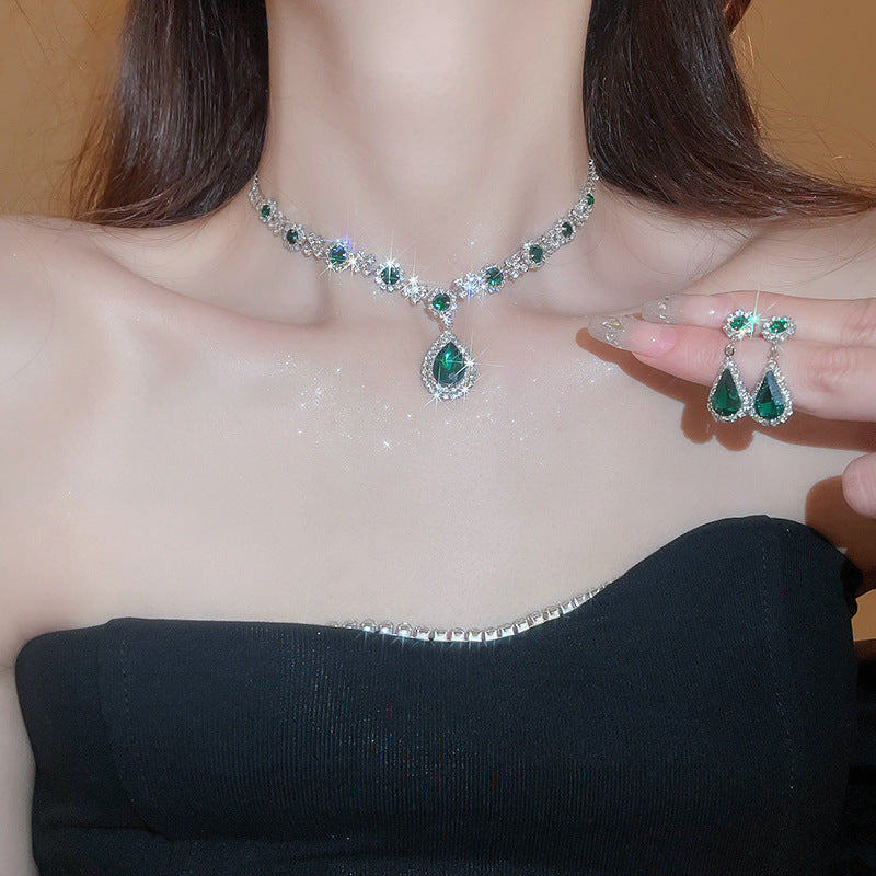 Emerald Teardrop Set