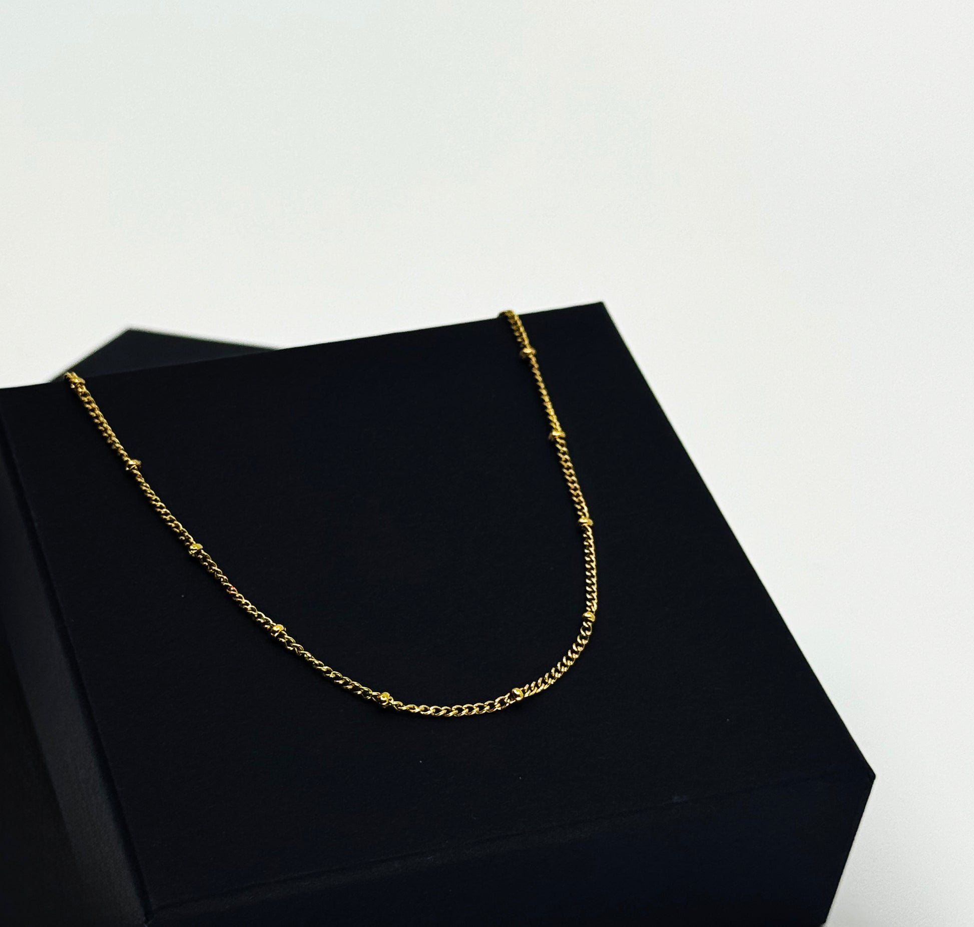Sleek Accent Chain Necklace
