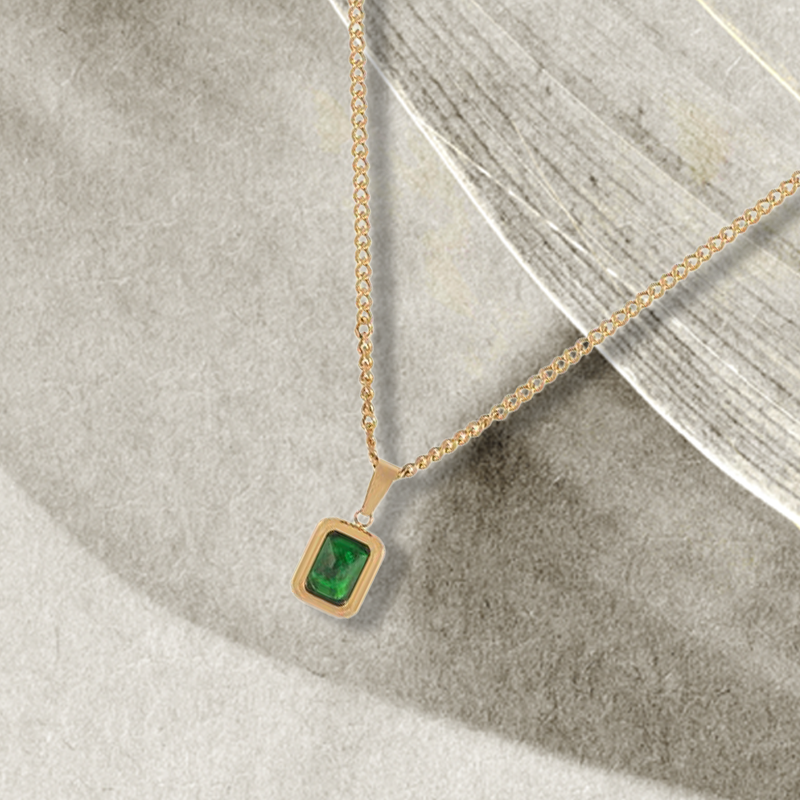 Emerald Green Pendant Necklace