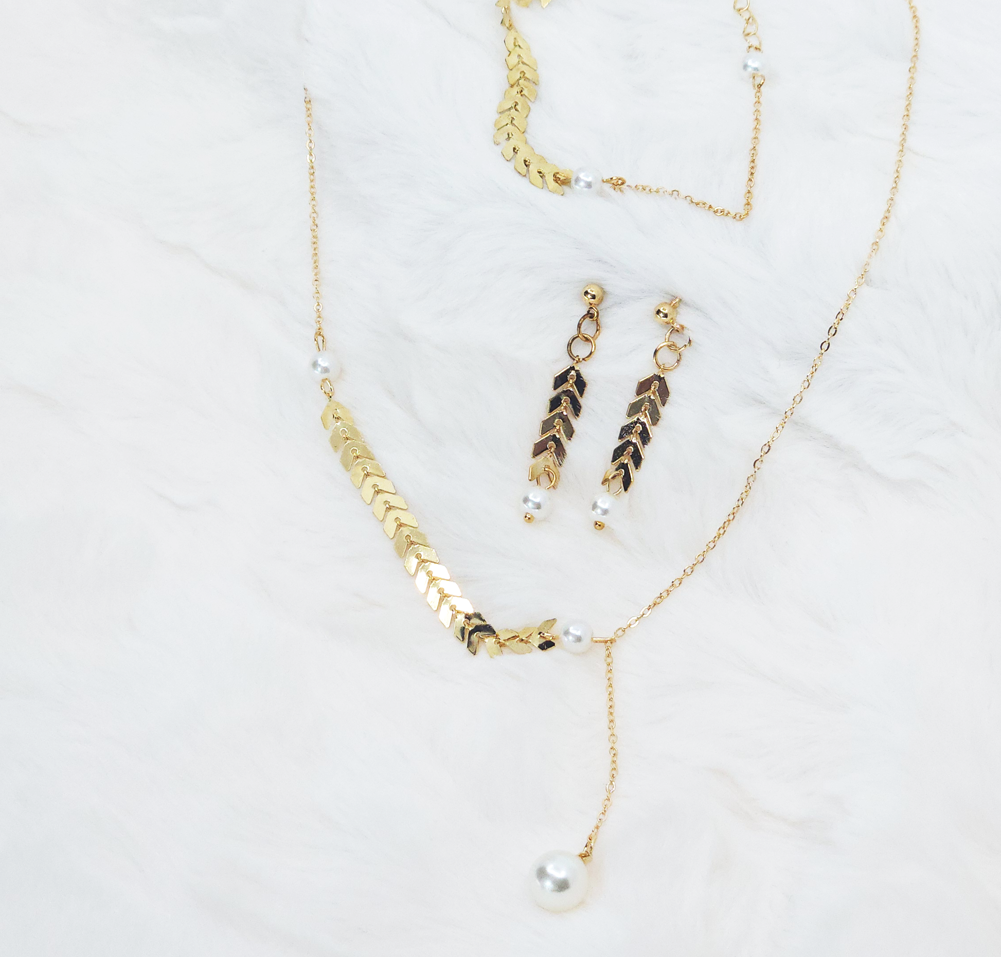 Golden Leaf Pearl Set