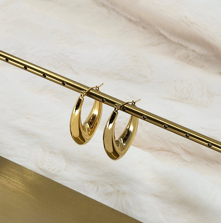 Geometric U-Hoop Earrings