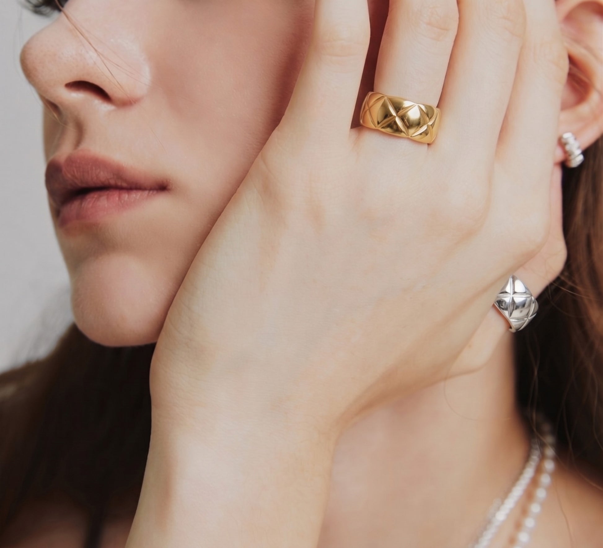 Grid Texture Band Ring