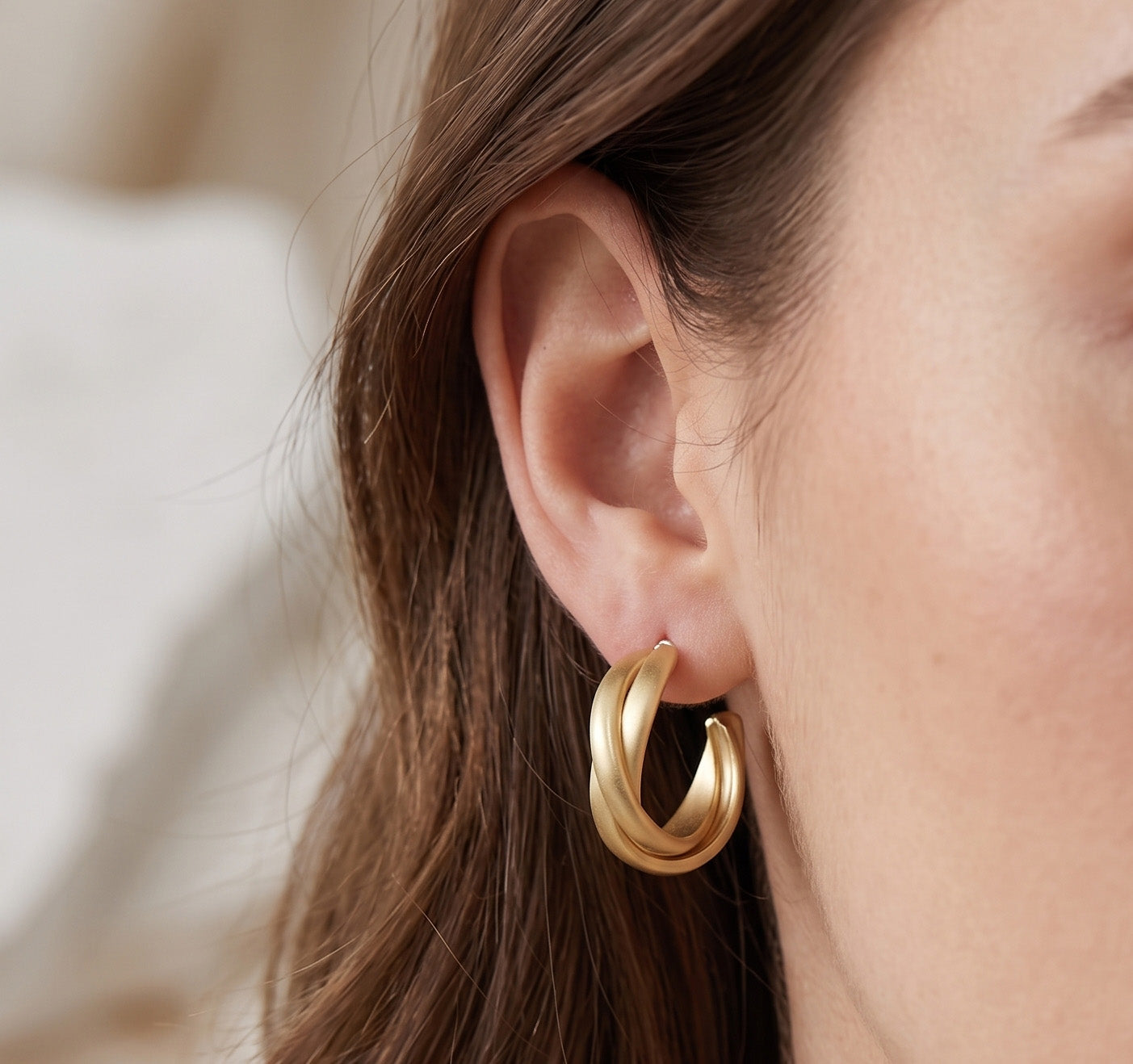 Soft Twist Hoop Earrings