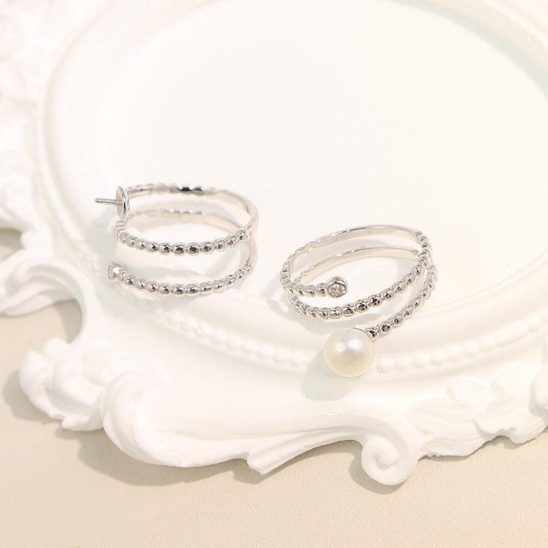 Pearl Orbit Spiral Ring