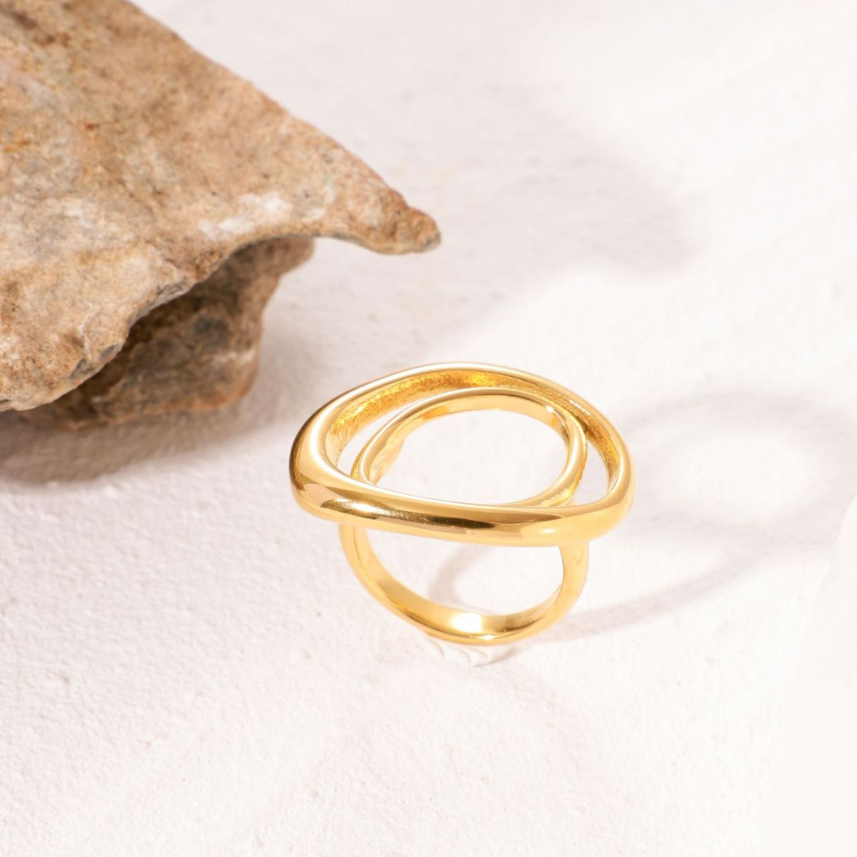 Fluid Oval Band Ring