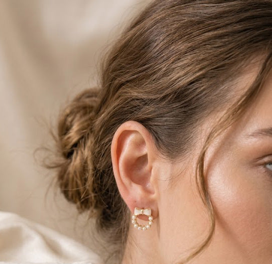Pearl Ribbon Stud Earrings