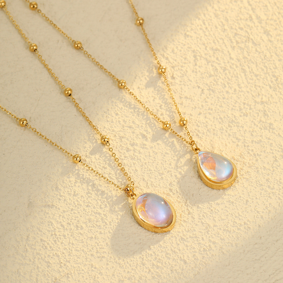 Iridescent Oval Glass Pendant Necklace